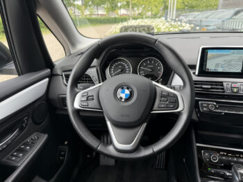 53388282-bmw-2-serie-2016