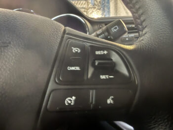 53428506-kia-rio-2012