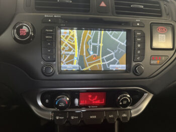 53428506-kia-rio-2012