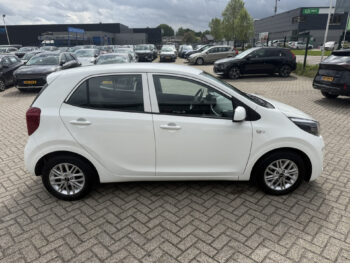 53430253-kia-picanto-2023