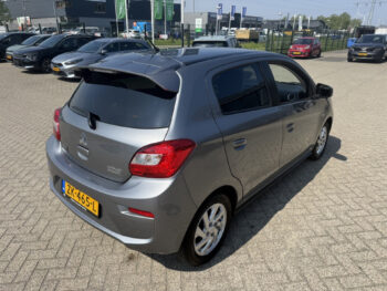 53486047-mitsubishi-space-star-2019