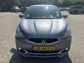 53486047-mitsubishi-space-star-2019