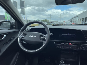 53641040-kia-niro-2025