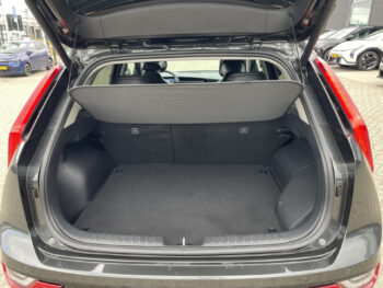 53641040-kia-niro-2025