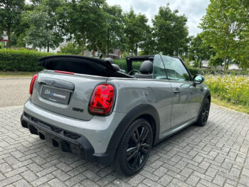MINI Cabrio