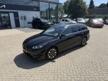 54658973-kia-ceed-sportswagon-2025