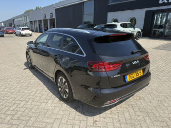 54658973-kia-ceed-sportswagon-2025