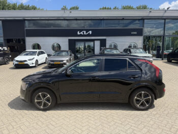 55117728-kia-niro-2022