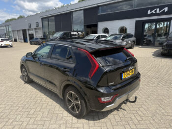 55117728-kia-niro-2022