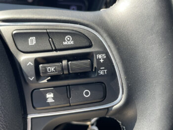 55117927-kia-niro-2021