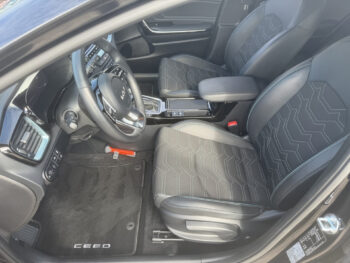 55118021-kia-ceed-sportswagon-2025