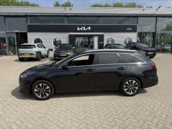 55118024-kia-ceed-sportswagon-2025