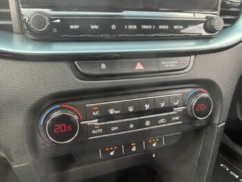 55118024-kia-ceed-sportswagon-2025