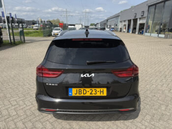 55118024-kia-ceed-sportswagon-2025