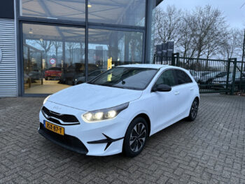 55118167-kia-ceed-2026