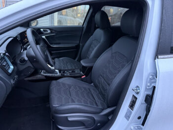 55118167-kia-ceed-2026