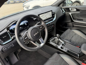 55118168-kia-ceed-sportswagon-2025