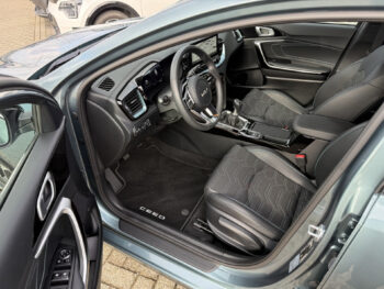 55118168-kia-ceed-sportswagon-2025