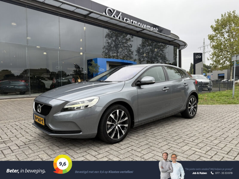 56016997-volvo-v40-2018