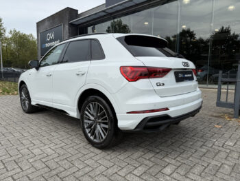 56108520-audi-q3-2022