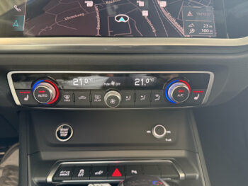 56108520-audi-q3-2022