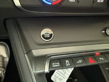 56108520-audi-q3-2022