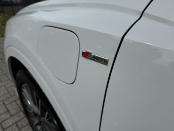 56108520-audi-q3-2022