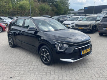 56159025-kia-niro-1-6-hev-dynamicline-camera-navi-parkeersensoren-2022