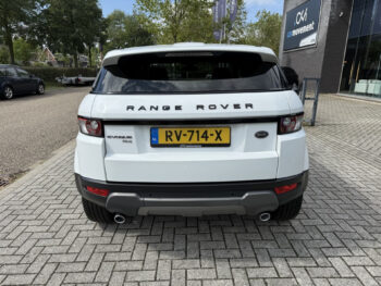 56168492-land-rover-range-rover-evoque-2013