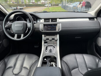 56168492-land-rover-range-rover-evoque-2013
