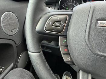 56168492-land-rover-range-rover-evoque-2013