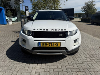56168492-land-rover-range-rover-evoque-2013