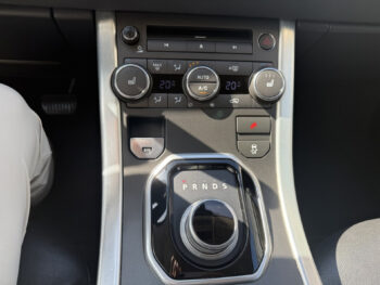 56168492-land-rover-range-rover-evoque-2013