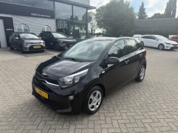 56227662-kia-picanto-2022