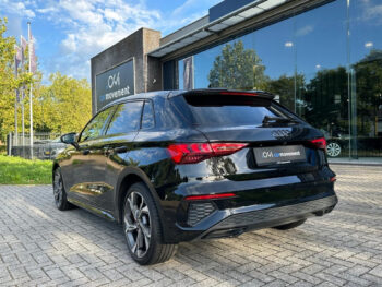56278219-audi-a3-sportback-45-tfsi-e-s-competition-245-pk-i-black-optik-i-navi-i-led-i-camera-i-18-inch-2023