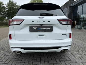 56330662-ford-kuga-2023