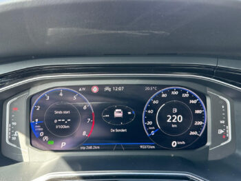 56331049-volkswagen-taigo-2022
