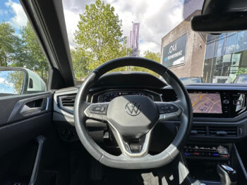 56331049-volkswagen-taigo-2022
