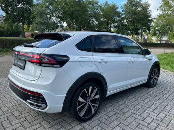 56331049-volkswagen-taigo-2022