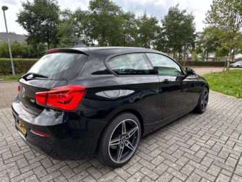 56337673-bmw-1-serie-2017