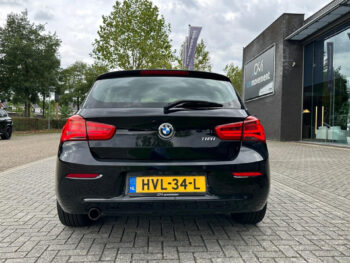 56337673-bmw-1-serie-2017