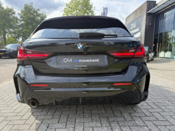 56395595-bmw-1-serie-2023