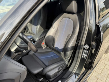 56395595-bmw-1-serie-2023