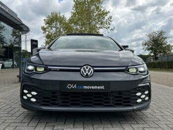 56398213-volkswagen-golf-2022
