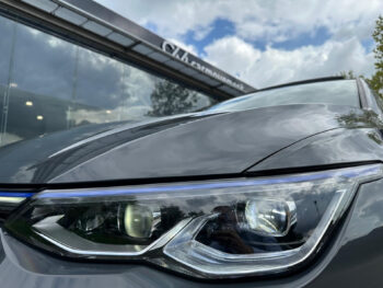 56398213-volkswagen-golf-2022
