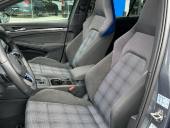 56398213-volkswagen-golf-2022