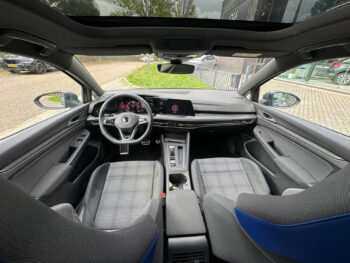 56398213-volkswagen-golf-2022