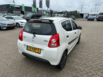 56467450-suzuki-alto-2012