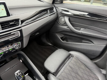 56488400-bmw-x1-2018