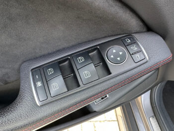 56511348-mercedes-benz-gla-2015